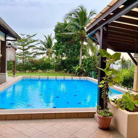 Melaka Beachfront Villa With Pool Zewnętrze zdjęcie