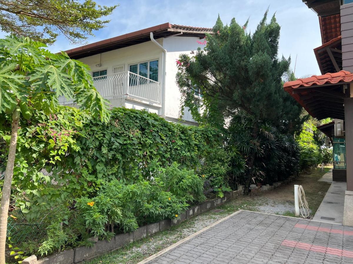 Melaka Beachfront Villa With Pool Zewnętrze zdjęcie