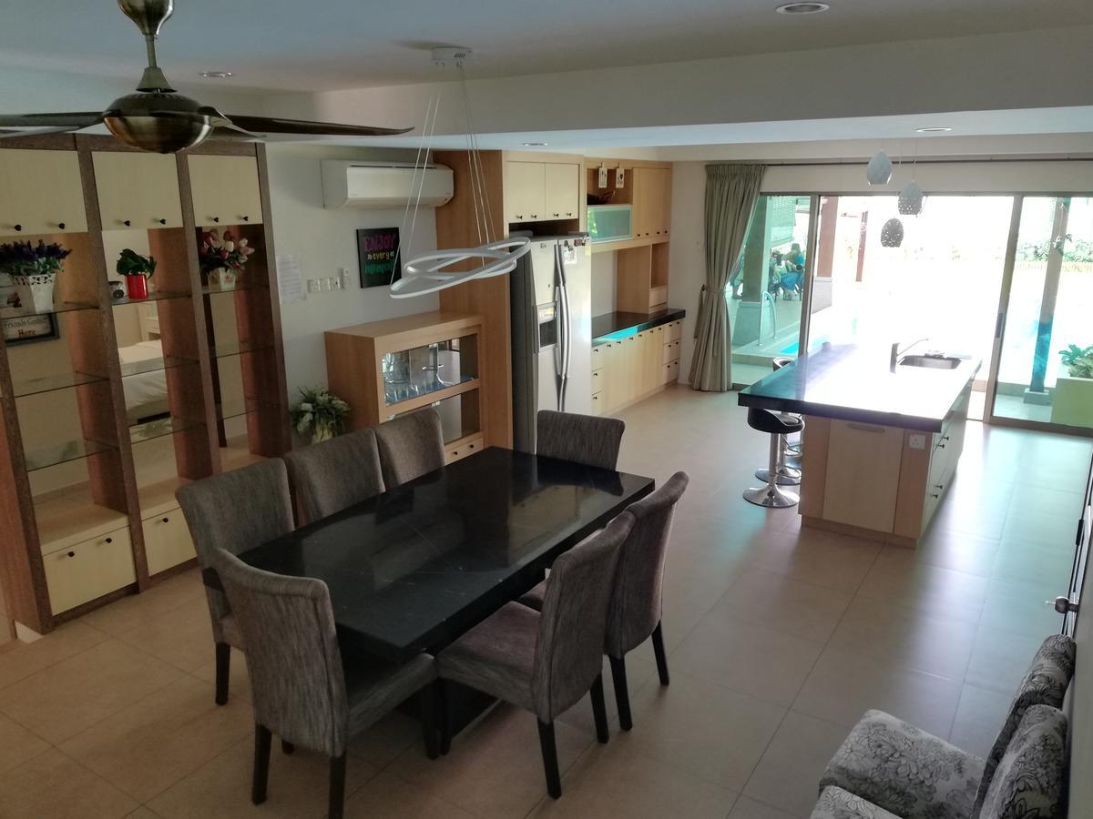 Melaka Beachfront Villa With Pool Zewnętrze zdjęcie